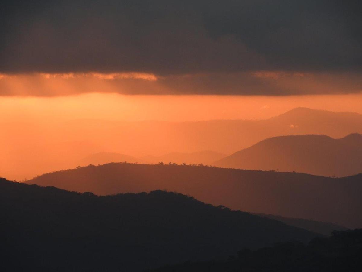 Madrugada Villa Mutare Bagian luar foto