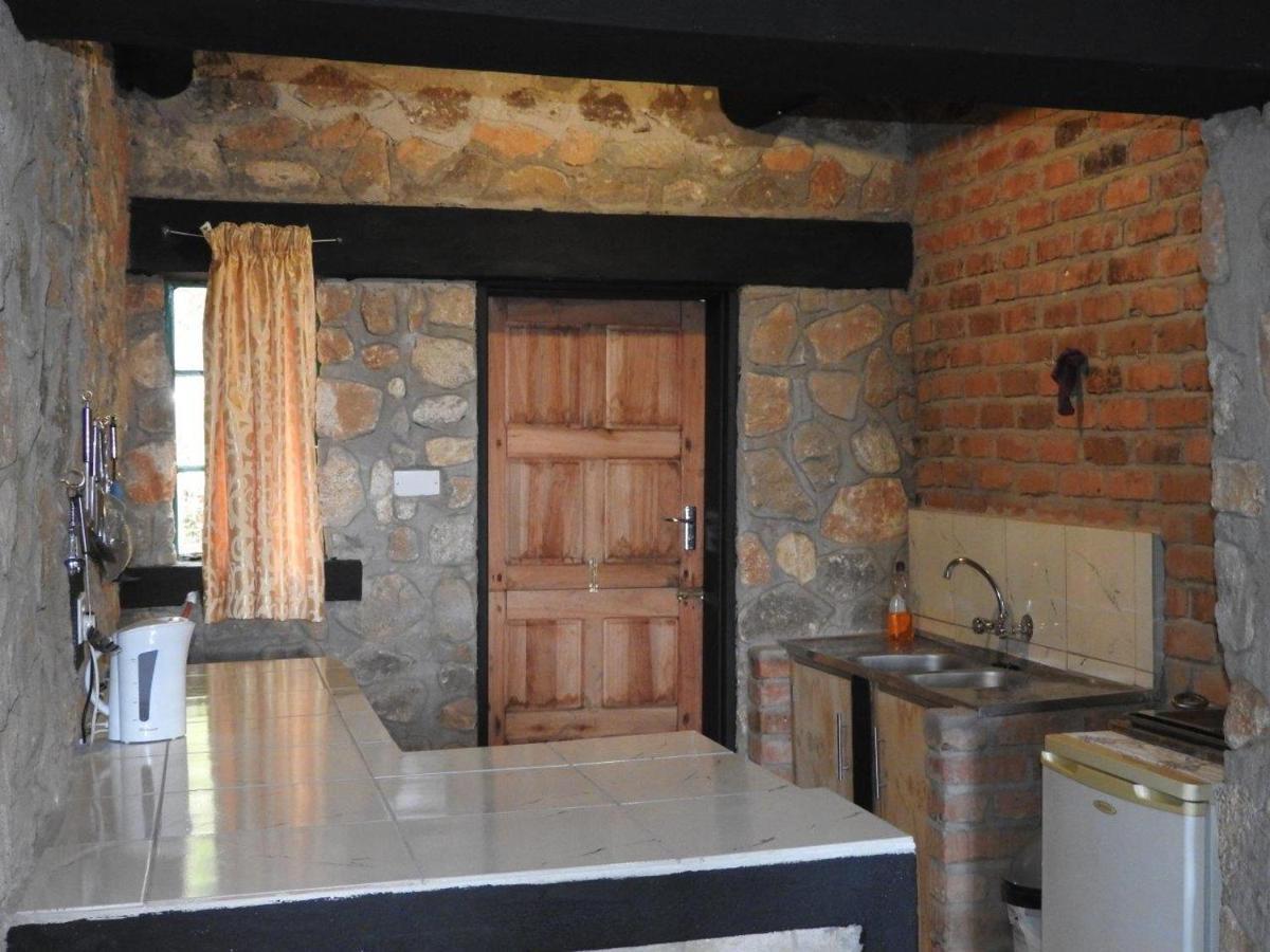 Madrugada Villa Mutare Bagian luar foto