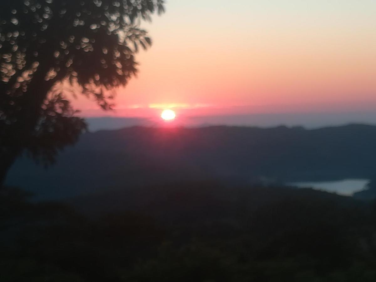 Madrugada Villa Mutare Bagian luar foto